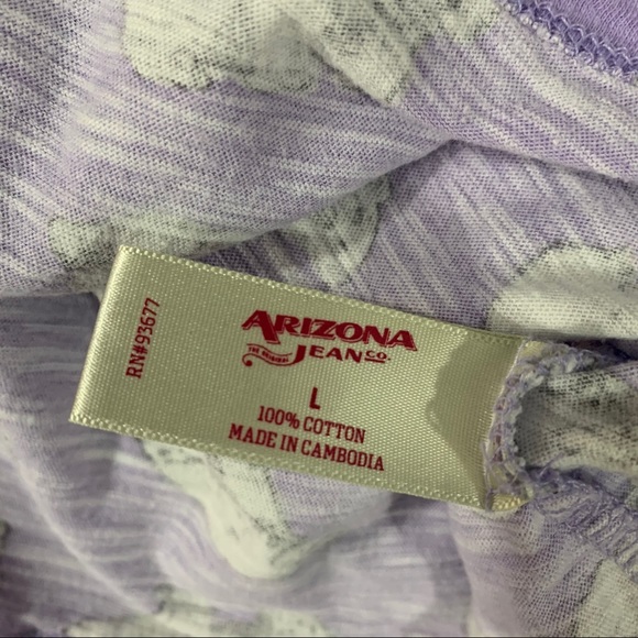 5 for 20 Arizona Jeans Co. polar bear tee - Picture 5 of 6